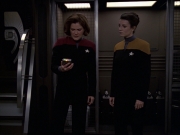 Filename=extant_StarTrek_VOY_6x20-GoodShepherd_02053.jpg
Filesize=155KiB
Dimensions=1200x900
Date added=Jan 03, 2020 extant_StarTrek_VOY_6x20-GoodShepherd_02053.jpg