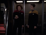 Filename=extant_StarTrek_VOY_6x20-GoodShepherd_02054.jpg
Filesize=160KiB
Dimensions=1200x900
Date added=Jan 03, 2020 extant_StarTrek_VOY_6x20-GoodShepherd_02054.jpg