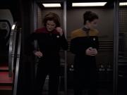 extant_StarTrek_VOY_6x20-GoodShepherd_02059.jpg