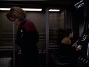 extant_StarTrek_VOY_6x20-GoodShepherd_02082.jpg