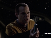 extant_StarTrek_VOY_6x20-GoodShepherd_02318.jpg