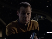 extant_StarTrek_VOY_6x20-GoodShepherd_02327.jpg