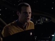 extant_StarTrek_VOY_6x20-GoodShepherd_02356.jpg