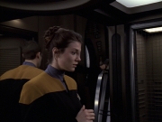 extant_StarTrek_VOY_6x20-GoodShepherd_02782.jpg