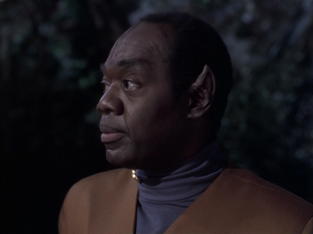 extant_StarTrek_VOY_6x21-LiveFastAndProsper_00353.jpg