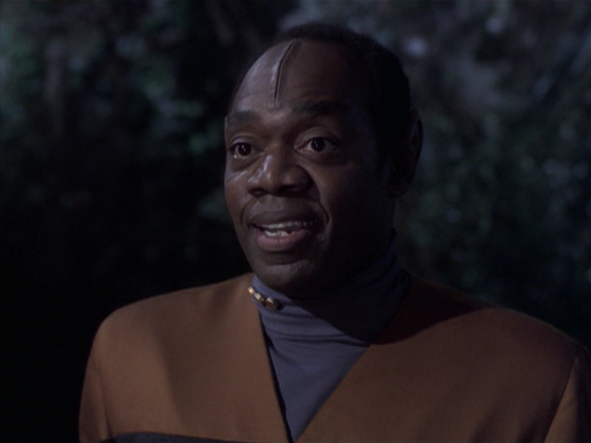 extant_StarTrek_VOY_6x21-LiveFastAndProsper_00378.jpg