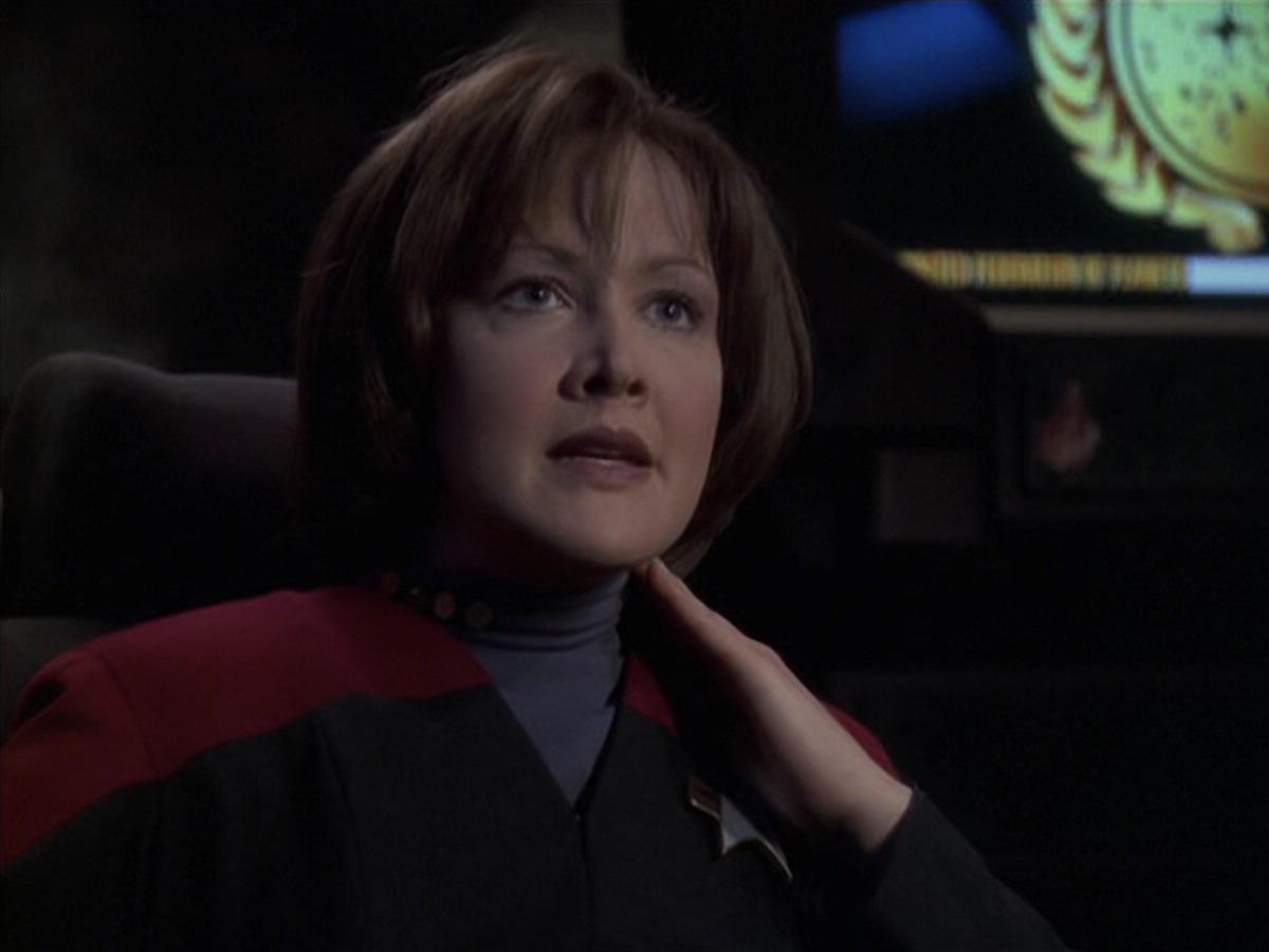 extant_StarTrek_VOY_6x21-LiveFastAndProsper_00503.jpg
