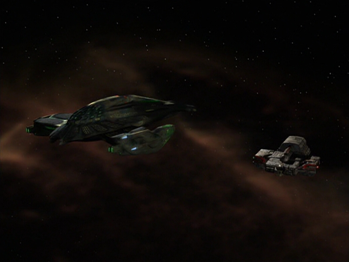 extant_StarTrek_VOY_6x21-LiveFastAndProsper_01625.jpg