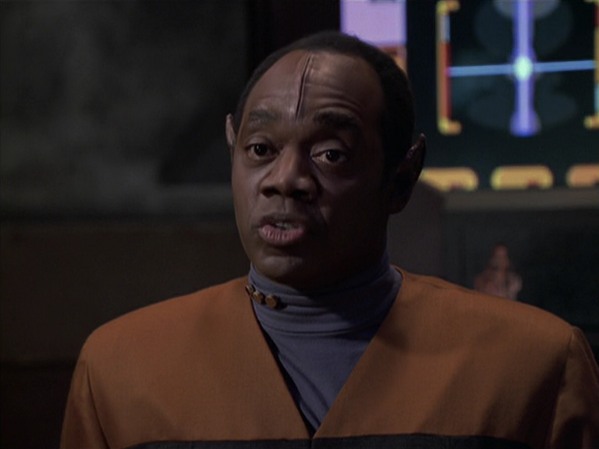 extant_StarTrek_VOY_6x21-LiveFastAndProsper_02169.jpg