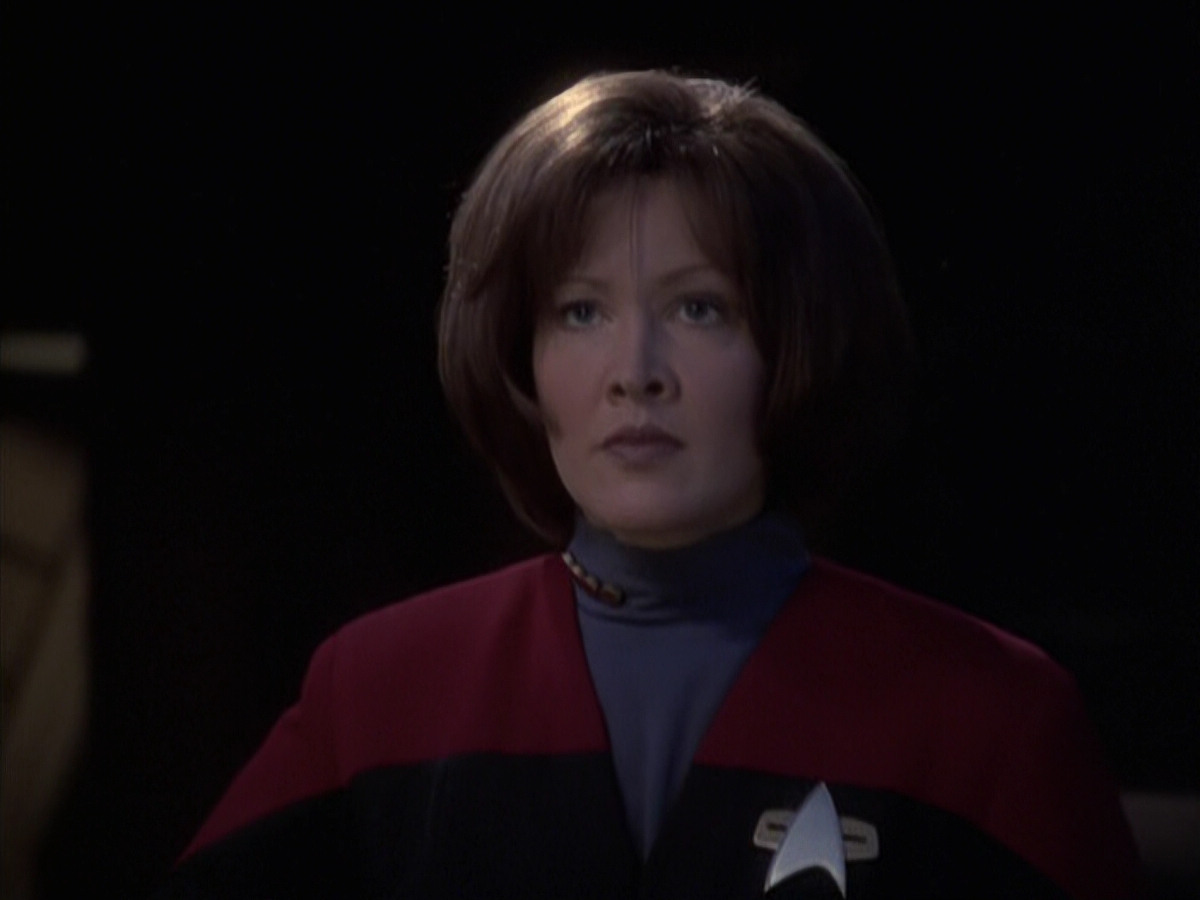 extant_StarTrek_VOY_6x21-LiveFastAndProsper_02252.jpg