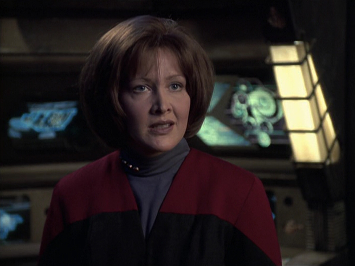 extant_StarTrek_VOY_6x21-LiveFastAndProsper_03321.jpg
