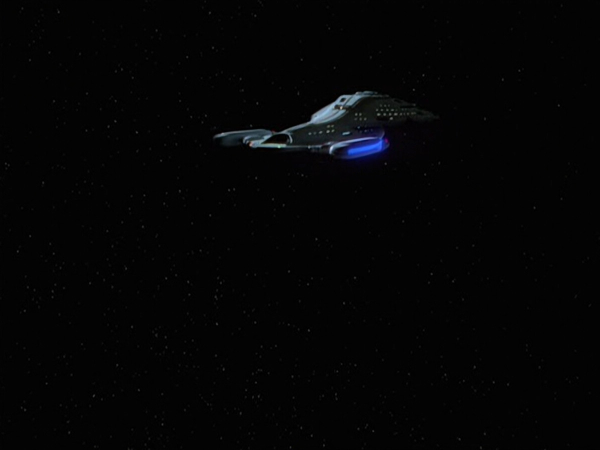 extant_StarTrek_VOY_6x21-LiveFastAndProsper_03567.jpg