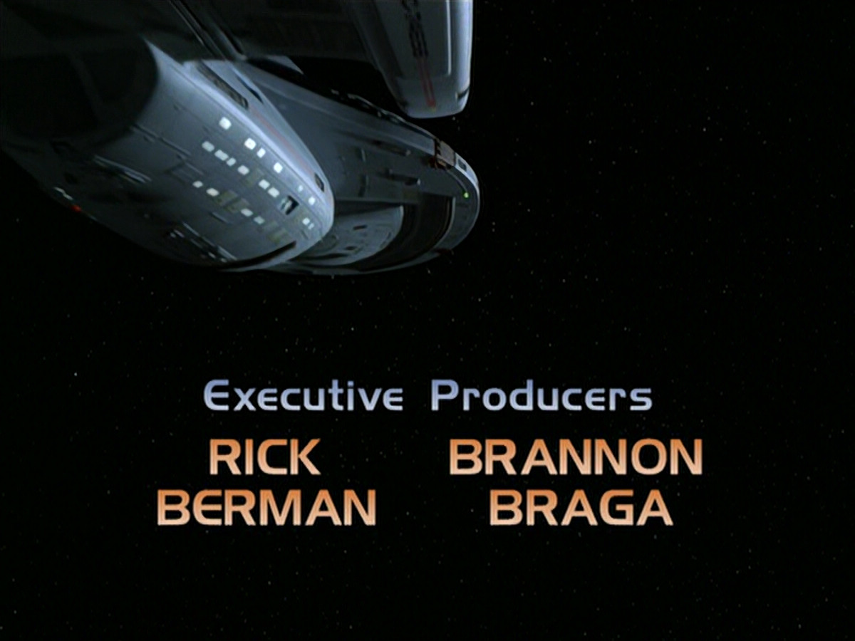 extant_StarTrek_VOY_6x21-LiveFastAndProsper_03633.jpg