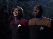 extant_StarTrek_VOY_6x21-LiveFastAndProsper_00057.jpg
