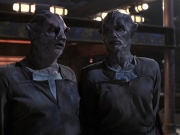 extant_StarTrek_VOY_6x21-LiveFastAndProsper_00354.jpg