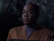 extant_StarTrek_VOY_6x21-LiveFastAndProsper_00391.jpg