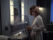Filename=extant_StarTrek_VOY_6x21-LiveFastAndProsper_00542.jpg
Filesize=164KiB
Dimensions=1200x900
Date added=Jan 03, 2020 extant_StarTrek_VOY_6x21-LiveFastAndProsper_00542.jpg