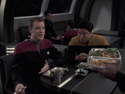 extant_StarTrek_VOY_6x21-LiveFastAndProsper_00673.jpg