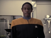 extant_StarTrek_VOY_6x21-LiveFastAndProsper_00685.jpg