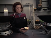 Filename=extant_StarTrek_VOY_6x21-LiveFastAndProsper_00739.jpg
Filesize=176KiB
Dimensions=1200x900
Date added=Jan 03, 2020 extant_StarTrek_VOY_6x21-LiveFastAndProsper_00739.jpg