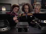 Filename=extant_StarTrek_VOY_6x21-LiveFastAndProsper_00748.jpg
Filesize=185KiB
Dimensions=1200x900
Date added=Jan 03, 2020 extant_StarTrek_VOY_6x21-LiveFastAndProsper_00748.jpg