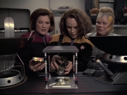 extant_StarTrek_VOY_6x21-LiveFastAndProsper_00768.jpg