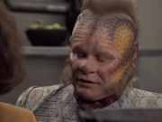 extant_StarTrek_VOY_6x21-LiveFastAndProsper_00786.jpg