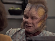 extant_StarTrek_VOY_6x21-LiveFastAndProsper_00795.jpg