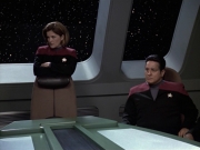 Filename=extant_StarTrek_VOY_6x21-LiveFastAndProsper_00882.jpg
Filesize=139KiB
Dimensions=1200x900
Date added=Jan 03, 2020 extant_StarTrek_VOY_6x21-LiveFastAndProsper_00882.jpg