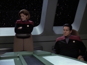Filename=extant_StarTrek_VOY_6x21-LiveFastAndProsper_00884.jpg
Filesize=143KiB
Dimensions=1200x900
Date added=Jan 03, 2020 extant_StarTrek_VOY_6x21-LiveFastAndProsper_00884.jpg