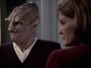 extant_StarTrek_VOY_6x21-LiveFastAndProsper_00930.jpg