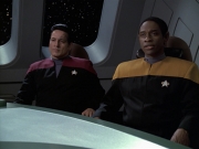 extant_StarTrek_VOY_6x21-LiveFastAndProsper_00947.jpg