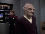 extant_StarTrek_VOY_6x21-LiveFastAndProsper_00949.jpg