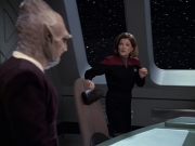 extant_StarTrek_VOY_6x21-LiveFastAndProsper_00957.jpg