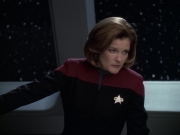 extant_StarTrek_VOY_6x21-LiveFastAndProsper_00967.jpg