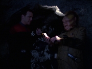Filename=extant_StarTrek_VOY_6x21-LiveFastAndProsper_01053.jpg
Filesize=143KiB
Dimensions=1200x900
Date added=Jan 03, 2020 extant_StarTrek_VOY_6x21-LiveFastAndProsper_01053.jpg