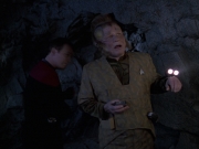 extant_StarTrek_VOY_6x21-LiveFastAndProsper_01101.jpg