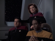 Filename=extant_StarTrek_VOY_6x21-LiveFastAndProsper_01541.jpg
Filesize=145KiB
Dimensions=1200x900
Date added=Jan 03, 2020 extant_StarTrek_VOY_6x21-LiveFastAndProsper_01541.jpg