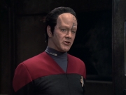 extant_StarTrek_VOY_6x21-LiveFastAndProsper_01672.jpg