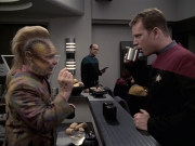 Filename=extant_StarTrek_VOY_6x21-LiveFastAndProsper_01976.jpg
Filesize=186KiB
Dimensions=1200x900
Date added=Jan 03, 2020 extant_StarTrek_VOY_6x21-LiveFastAndProsper_01976.jpg