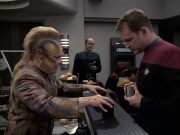 Filename=extant_StarTrek_VOY_6x21-LiveFastAndProsper_01987.jpg
Filesize=183KiB
Dimensions=1200x900
Date added=Jan 03, 2020 extant_StarTrek_VOY_6x21-LiveFastAndProsper_01987.jpg