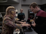 Filename=extant_StarTrek_VOY_6x21-LiveFastAndProsper_01989.jpg
Filesize=188KiB
Dimensions=1200x900
Date added=Jan 03, 2020 extant_StarTrek_VOY_6x21-LiveFastAndProsper_01989.jpg