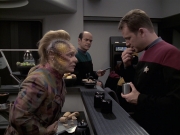 Filename=extant_StarTrek_VOY_6x21-LiveFastAndProsper_02002.jpg
Filesize=185KiB
Dimensions=1200x900
Date added=Jan 03, 2020 extant_StarTrek_VOY_6x21-LiveFastAndProsper_02002.jpg