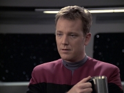 Filename=extant_StarTrek_VOY_6x21-LiveFastAndProsper_02091.jpg
Filesize=157KiB
Dimensions=1200x900
Date added=Jan 03, 2020 extant_StarTrek_VOY_6x21-LiveFastAndProsper_02091.jpg