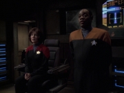 extant_StarTrek_VOY_6x21-LiveFastAndProsper_02159.jpg