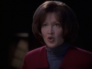 extant_StarTrek_VOY_6x21-LiveFastAndProsper_02257.jpg