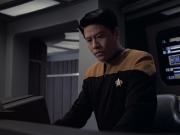 extant_StarTrek_VOY_6x21-LiveFastAndProsper_02259.jpg