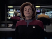 extant_StarTrek_VOY_6x21-LiveFastAndProsper_02270.jpg