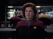 extant_StarTrek_VOY_6x21-LiveFastAndProsper_02278.jpg