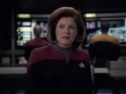 extant_StarTrek_VOY_6x21-LiveFastAndProsper_02281.jpg